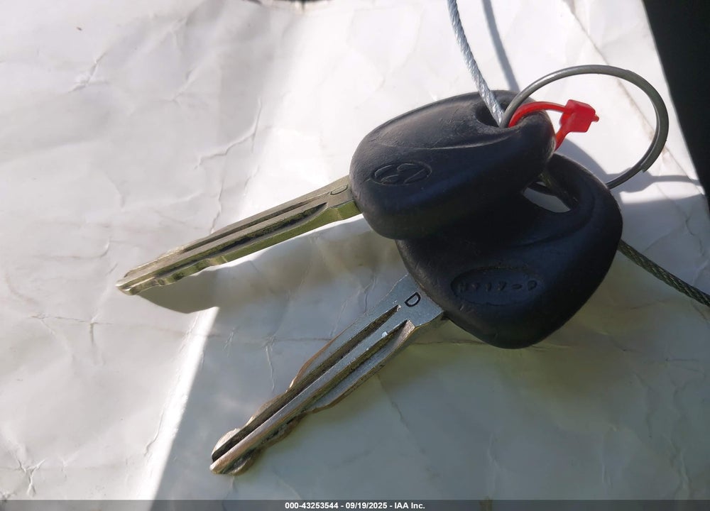 2008 HYUNDAI ELANTRA VIN: KMHDU46D98U411338