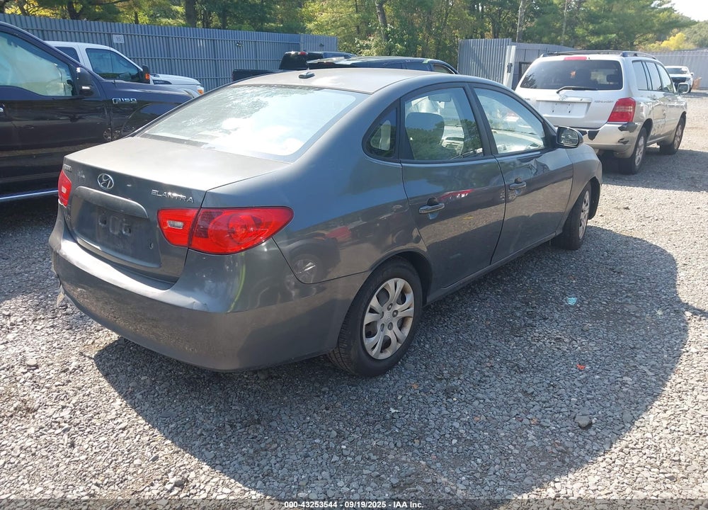 2008 HYUNDAI ELANTRA VIN: KMHDU46D98U411338