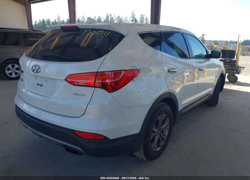 2015 HYUNDAI SANTA FE VIN: 5XYZT3LB9FG266021
