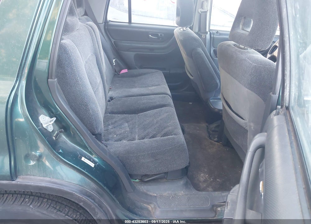 2000 HONDA CR-V EX VIN: JHLRD1860YC019333