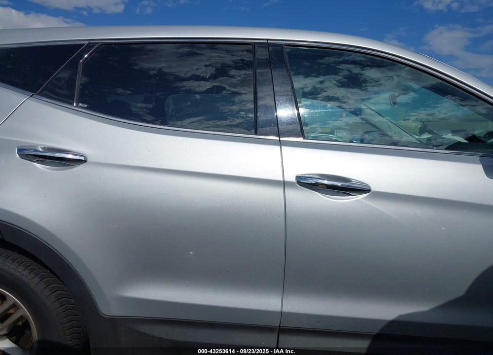 2017 HYUNDAI SANTA FE SPORT VIN: 5XYZT3LB5HG495301