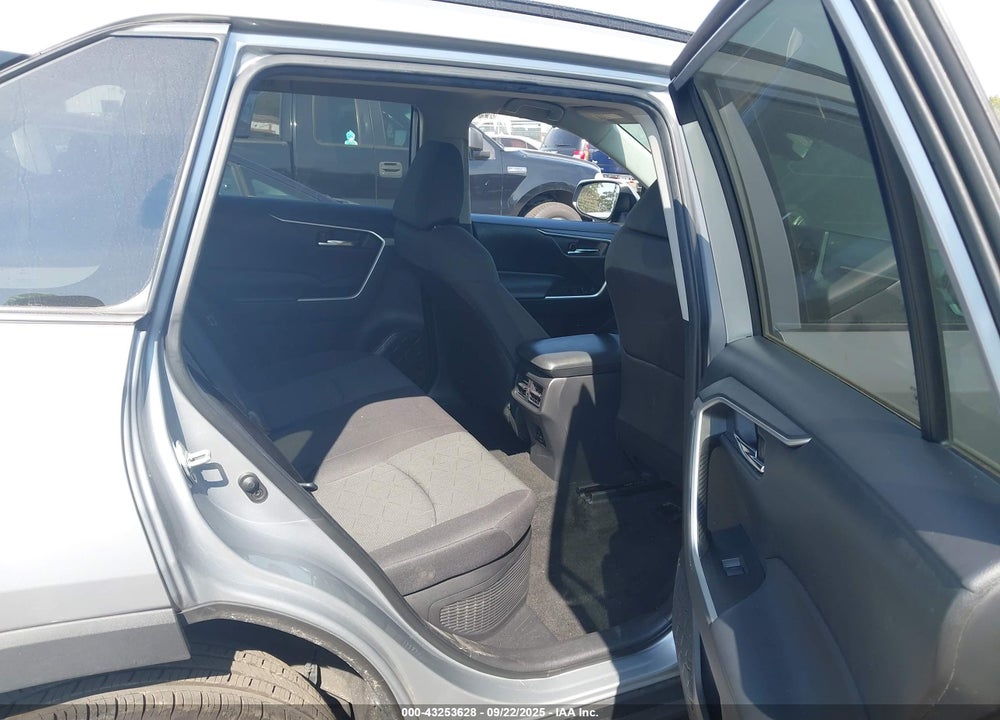 2024 TOYOTA RAV4 HYBRID VIN: 2T3RWRFV1RW211553
