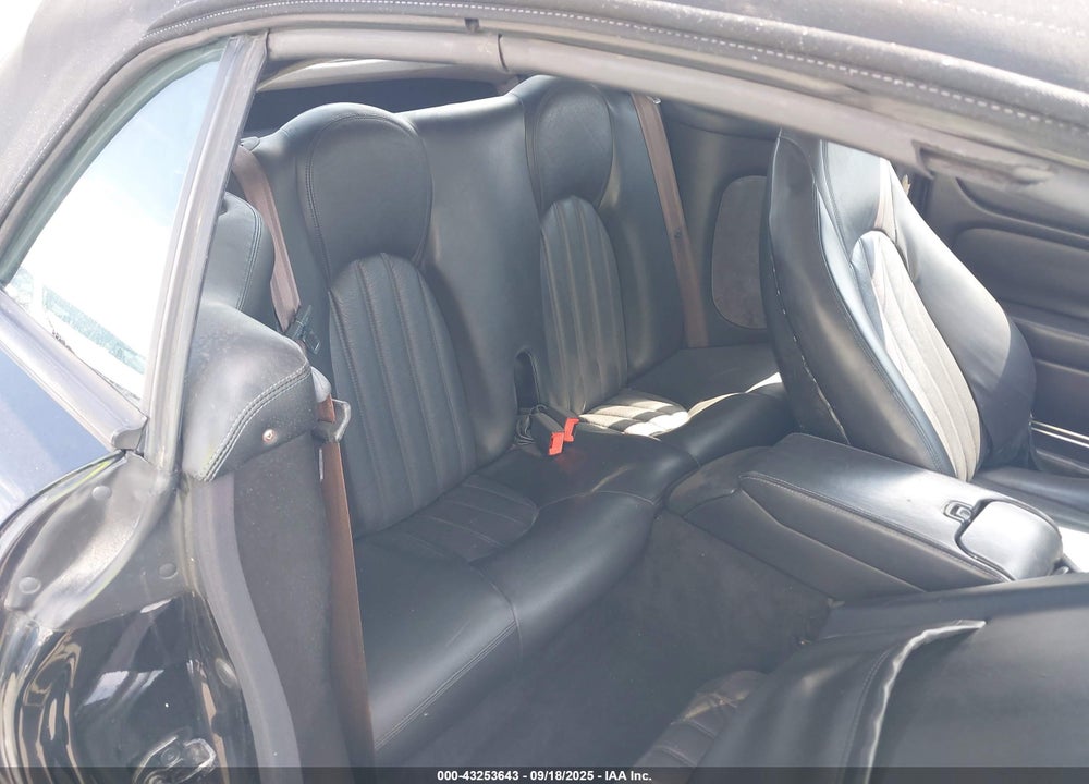 1998 JAGUAR XK8 VIN: SAJGX2246WC019084