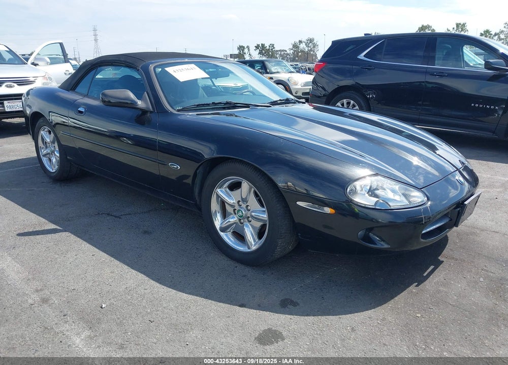 1998 JAGUAR XK8 VIN: SAJGX2246WC019084