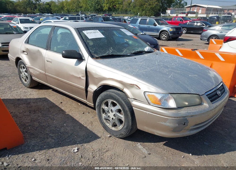 2000 TOYOTA CAMRY LE V6 VIN: 4T1BF22K9YU105377