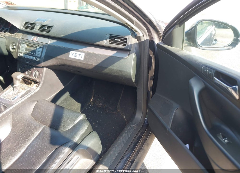 2008 VOLKSWAGEN PASSAT TURBO VIN: WVWXK73C38E049974