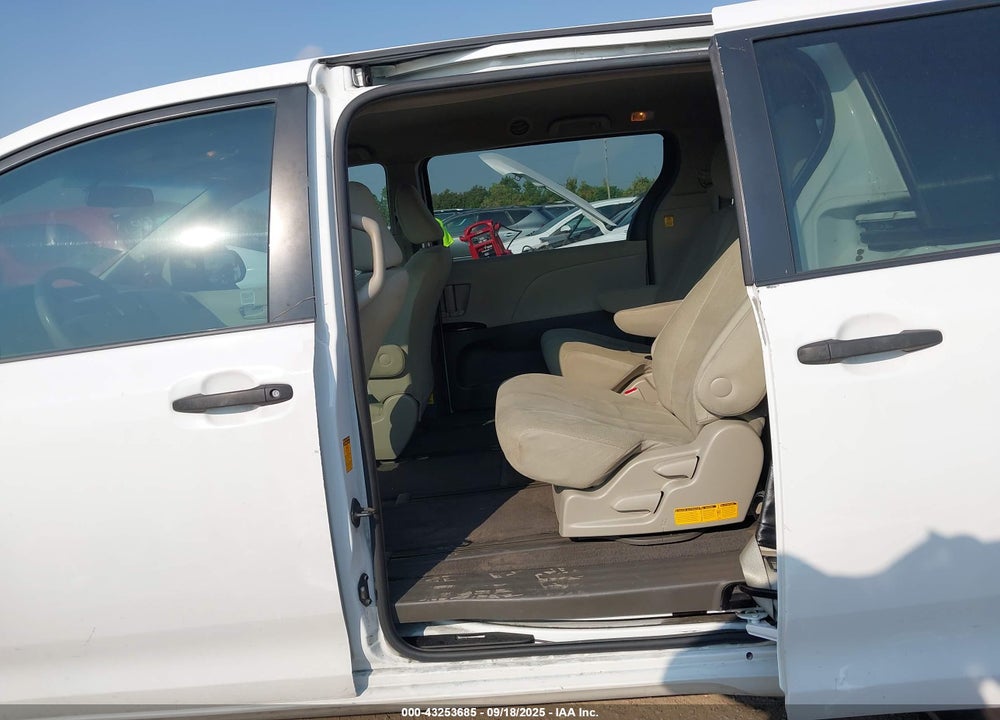 2013 TOYOTA SIENNA L V6 7 PASSENGER VIN: 5TDZK3DC7DS292711