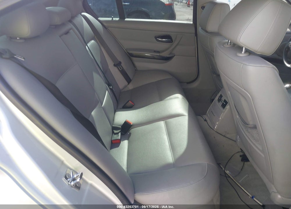 2007 BMW 3 SERIES VIN: WBAVC53547FZ80497