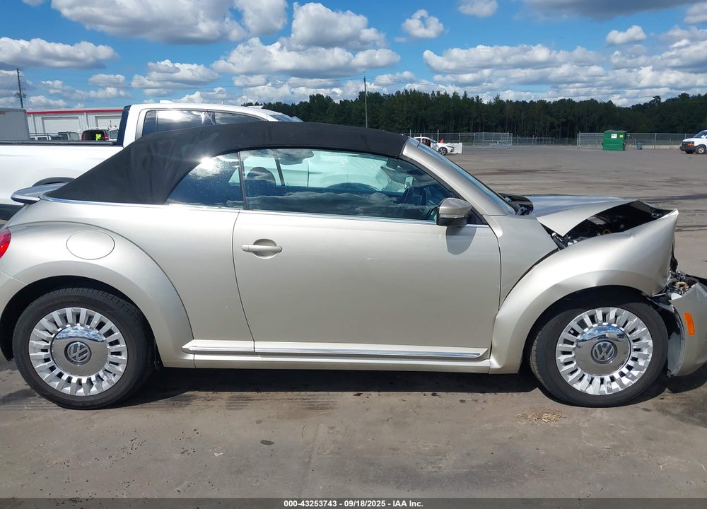 2016 VOLKSWAGEN BEETLE VIN: 3VW507AT8GM804705