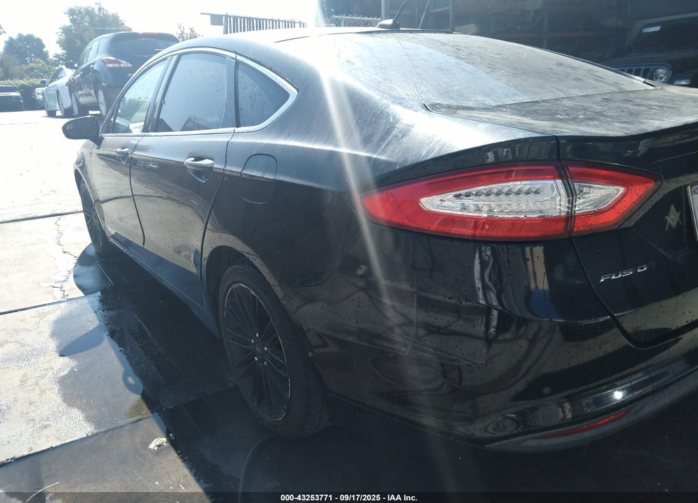 2014 FORD FUSION SE VIN: 3FA6P0HDXER185572