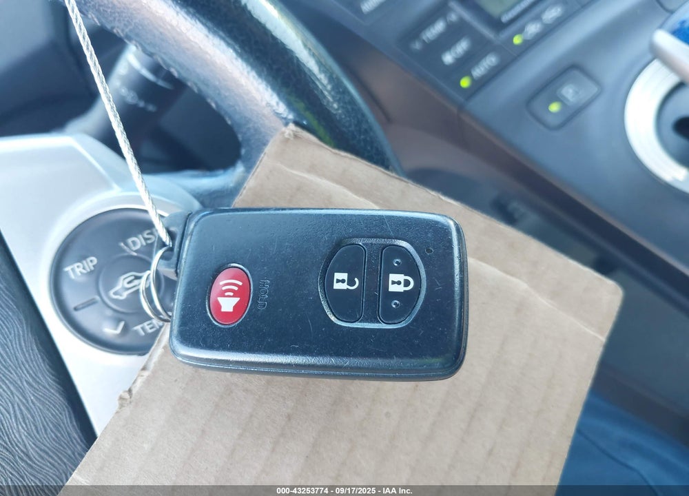 2011 TOYOTA PRIUS FIVE VIN: JTDKN3DUXB5337144