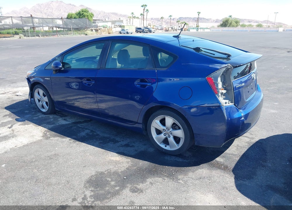 2011 TOYOTA PRIUS FIVE VIN: JTDKN3DUXB5337144