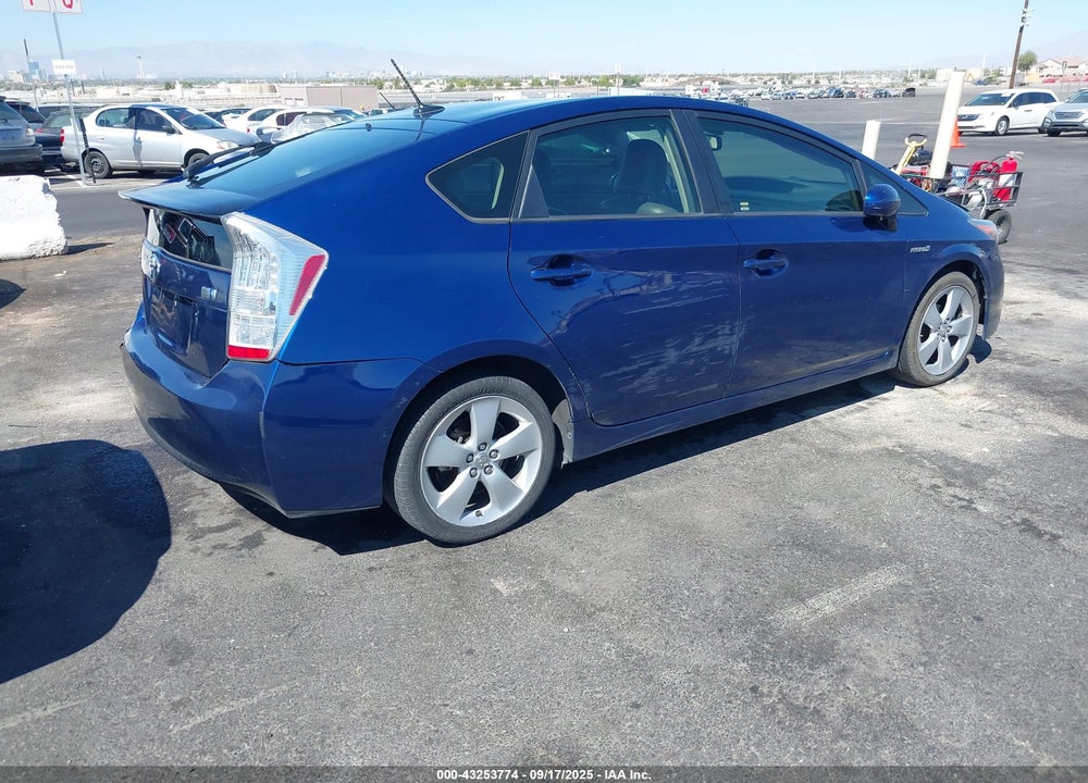 2011 TOYOTA PRIUS FIVE VIN: JTDKN3DUXB5337144
