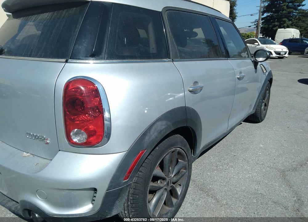 2011 MINI COOPER S COUNTRYMAN VIN: WMWZC3C52BWL78843