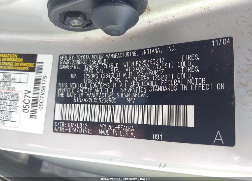 2005 TOYOTA SIENNA XLE VIN: 5TDZA22CX5S258800