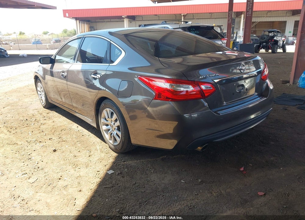 2016 NISSAN ALTIMA VIN: 1N4AL3AP5GC225621