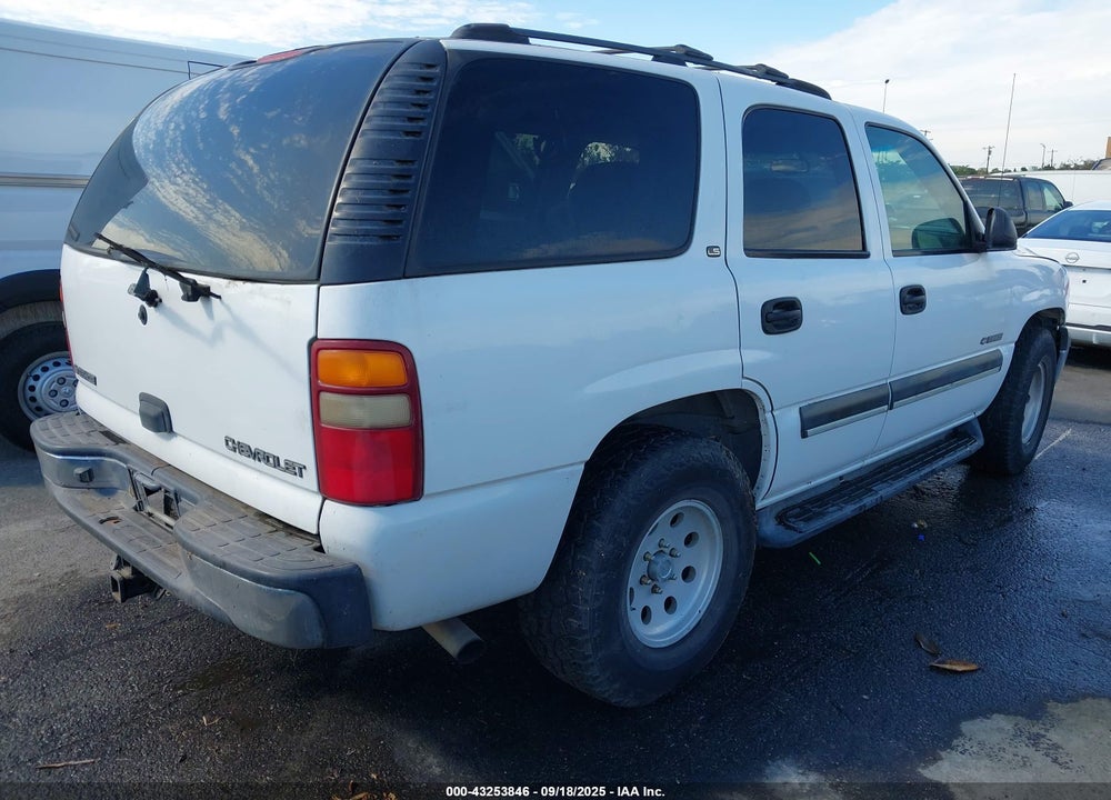 2002 CHEVROLET TAHOE LS VIN: 1GNEC13T82R295668