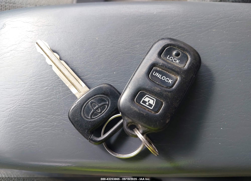 1999 TOYOTA 4RUNNER SR5 V6 VIN: JT3GN86R6X0106052