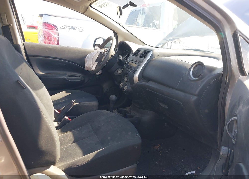 2014 NISSAN VERSA NOTE VIN: 3N1CE2CP9EL417715