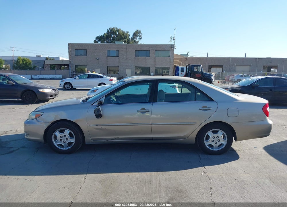 2002 TOYOTA CAMRY LE VIN: JTDBE32KX20079397