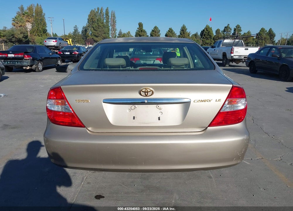 2002 TOYOTA CAMRY LE VIN: JTDBE32KX20079397
