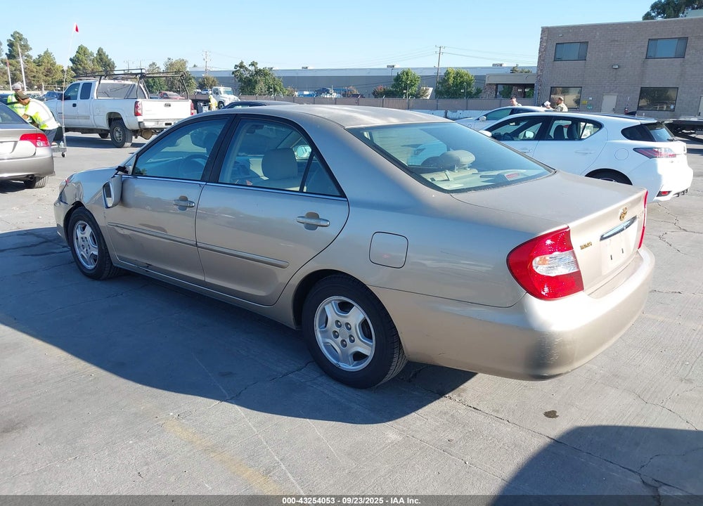 2002 TOYOTA CAMRY LE VIN: JTDBE32KX20079397