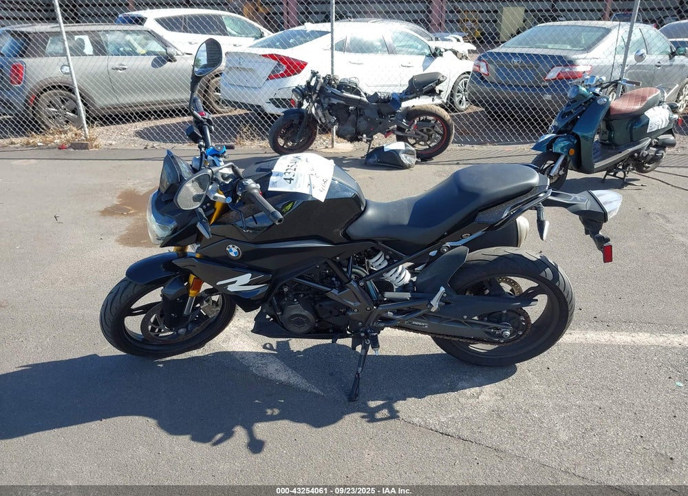 2023 BMW G310 R VIN: WB30G4306PRA58836