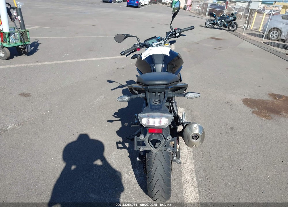 2023 BMW G310 R VIN: WB30G4306PRA58836