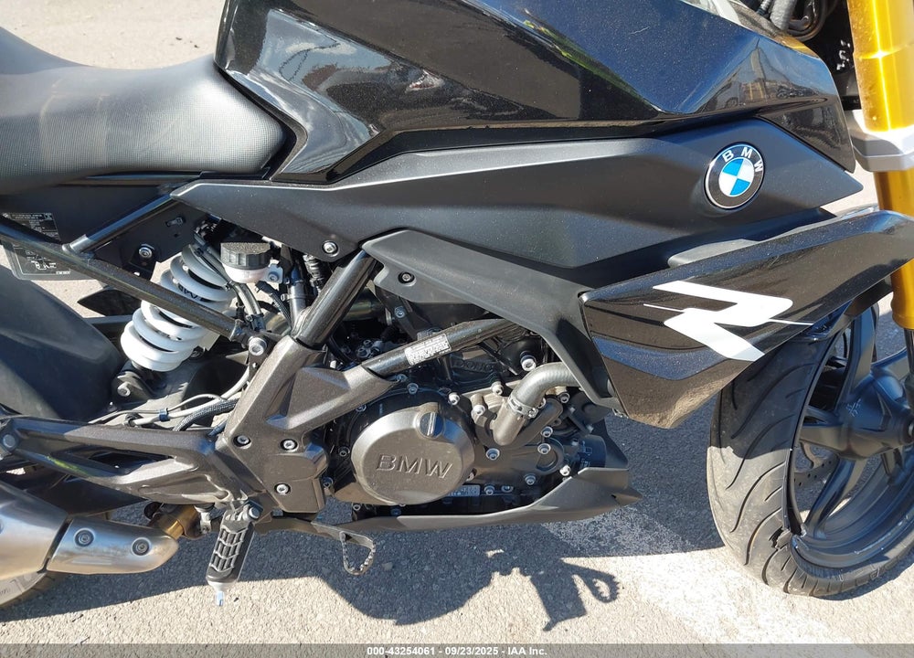 2023 BMW G310 R VIN: WB30G4306PRA58836