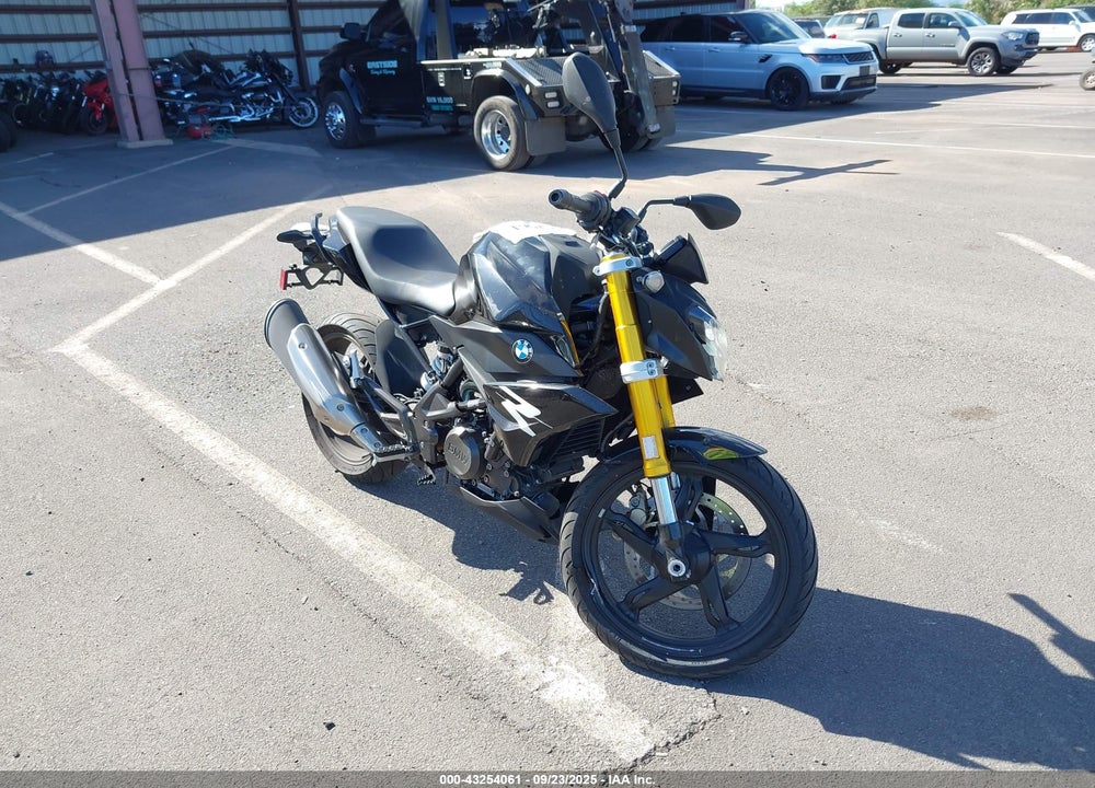 2023 BMW G310 R VIN: WB30G4306PRA58836