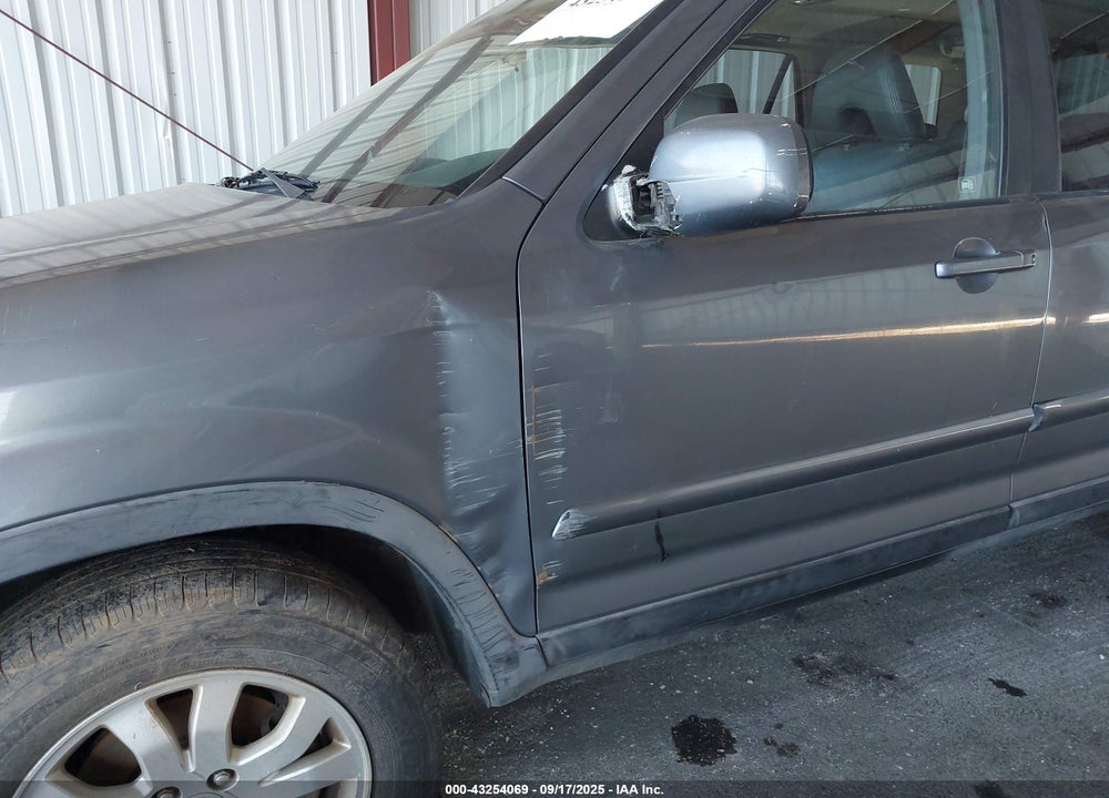 2005 HONDA CR-V SE VIN: JHLRD78975C059708