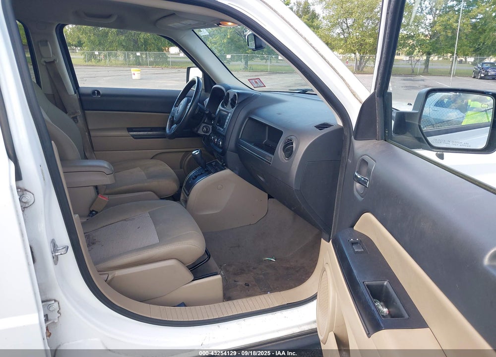 2012 JEEP PATRIOT LATITUDE VIN: 1C4NJRFB1CD589296