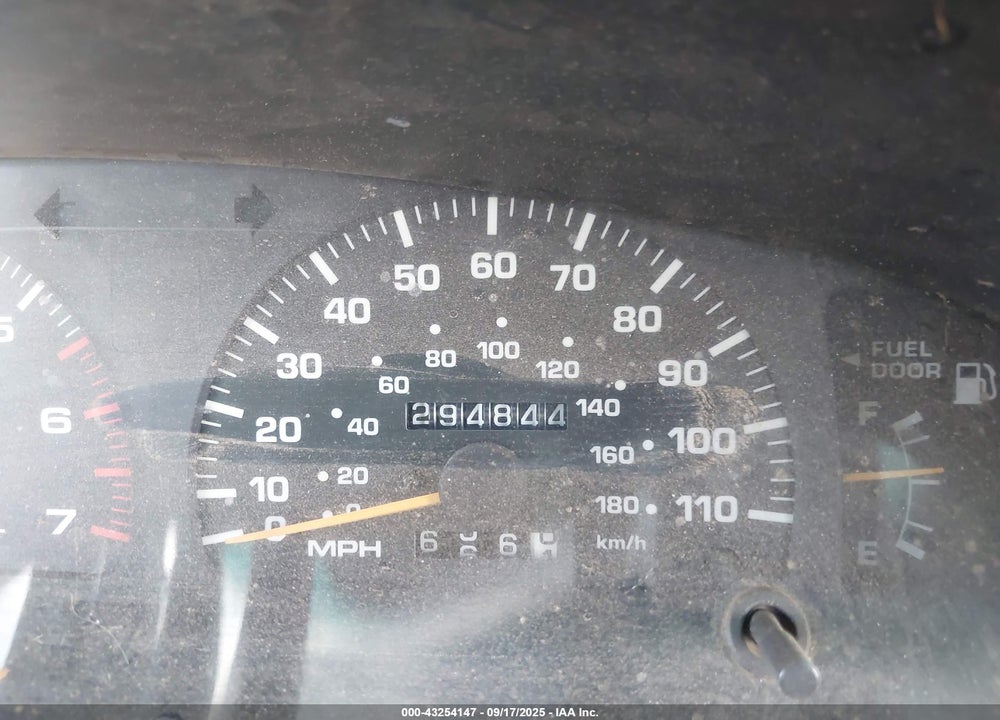 1998 TOYOTA 4RUNNER SR5 V6 VIN: JT3GN86R6W0078526