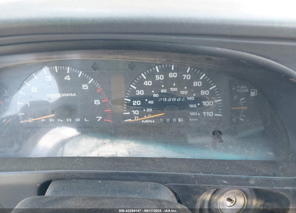 1998 TOYOTA 4RUNNER SR5 V6 VIN: JT3GN86R6W0078526