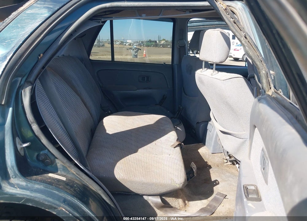1998 TOYOTA 4RUNNER SR5 V6 VIN: JT3GN86R6W0078526