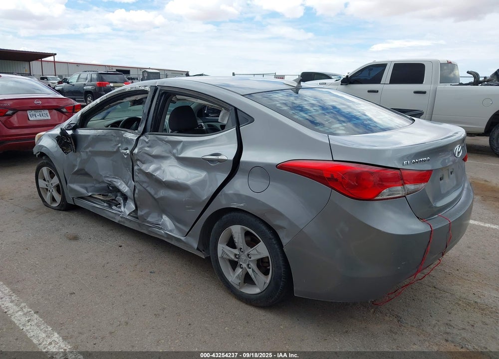 2013 HYUNDAI ELANTRA GLS VIN: KMHDH4AE9DU786497