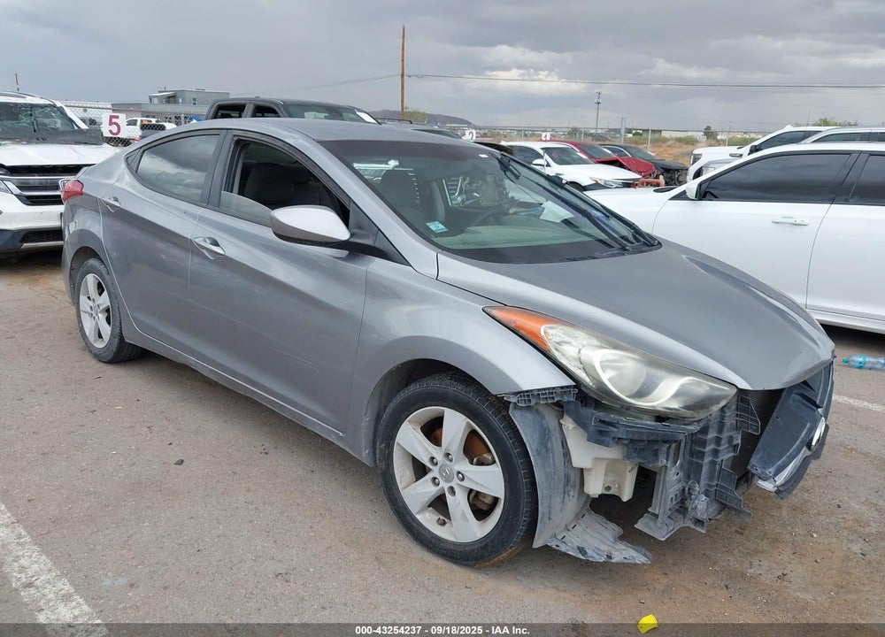 2013 HYUNDAI ELANTRA GLS VIN: KMHDH4AE9DU786497