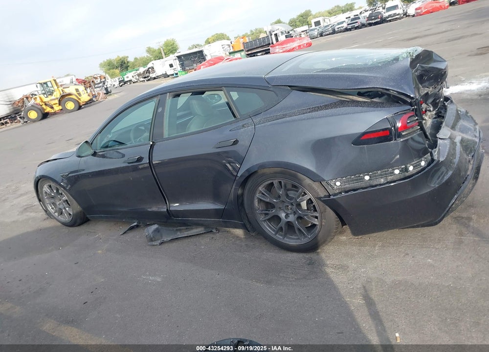 2024 TESLA MODEL S VIN: 5YJSA1E51RF546482