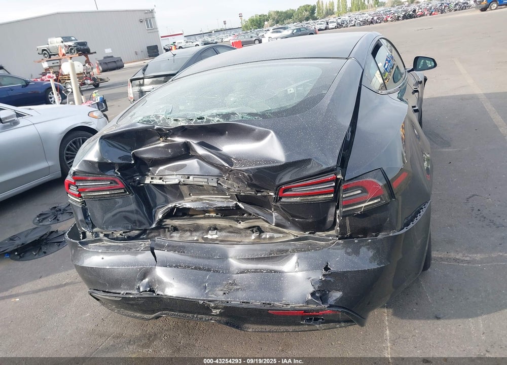 2024 TESLA MODEL S VIN: 5YJSA1E51RF546482