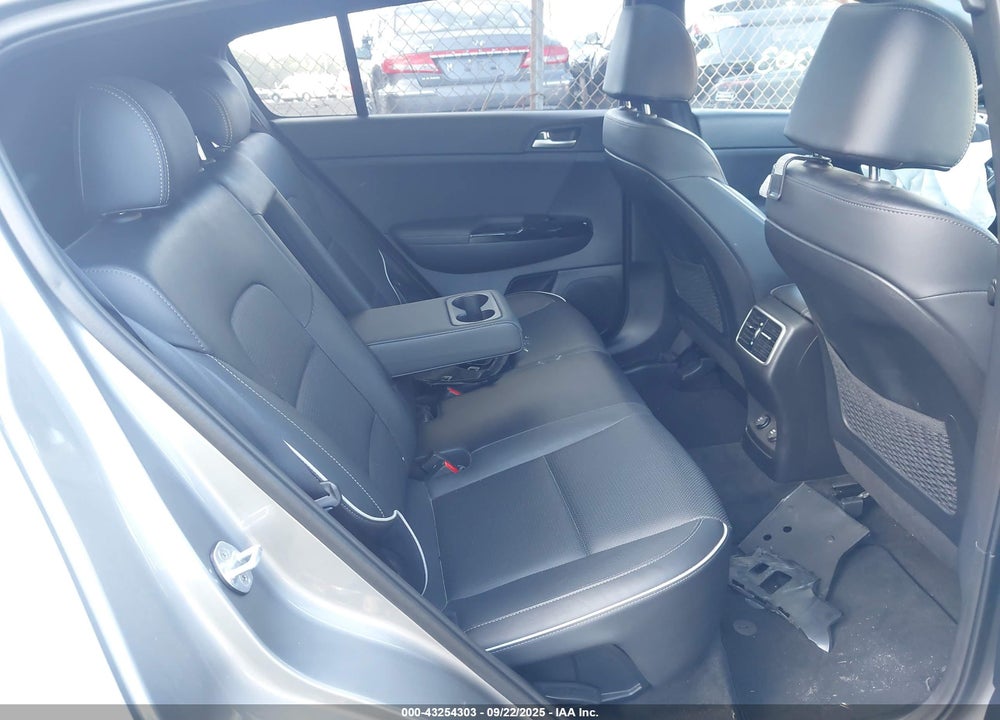 2020 KIA SPORTAGE VIN: KNDPRCA6XL7768072