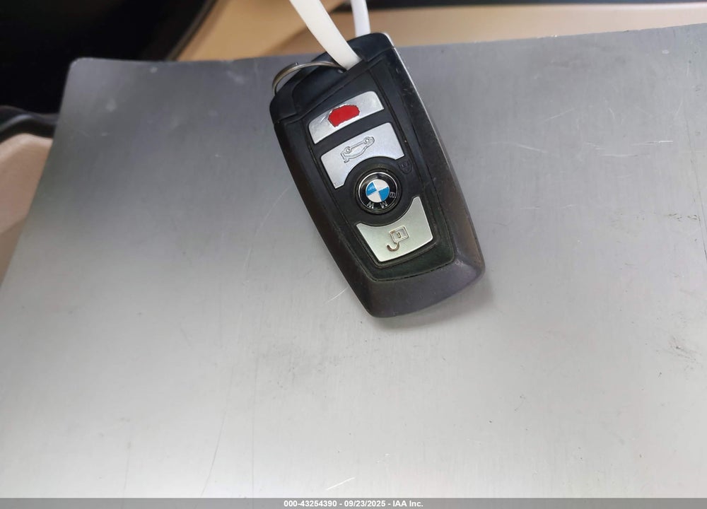 2016 BMW 320I VIN: WBA8E1G54GNU11276