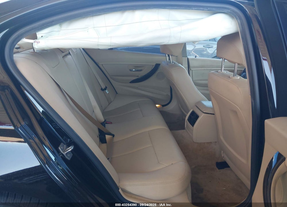 2016 BMW 320I VIN: WBA8E1G54GNU11276