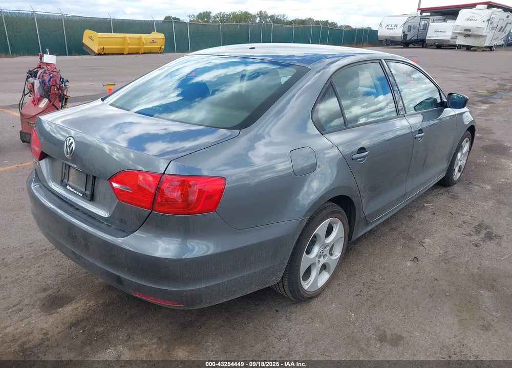 2014 VOLKSWAGEN JETTA VIN: 3VW2K7AJ9EM221424