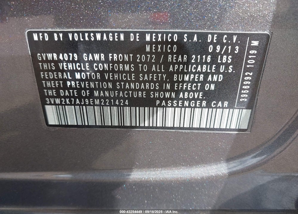 2014 VOLKSWAGEN JETTA VIN: 3VW2K7AJ9EM221424