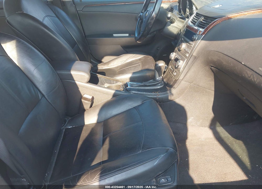 2011 CHEVROLET MALIBU VIN: 1G1ZE5E78BF368396