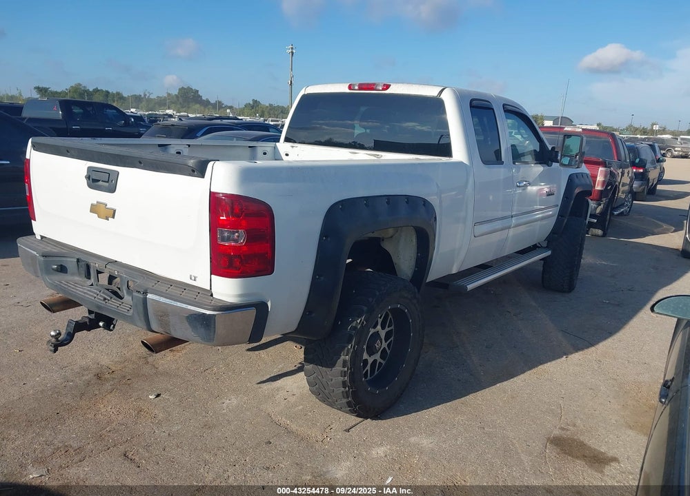 2011 CHEVROLET SILVERADO 1500 VIN: 1GCRKSE35BZ116891