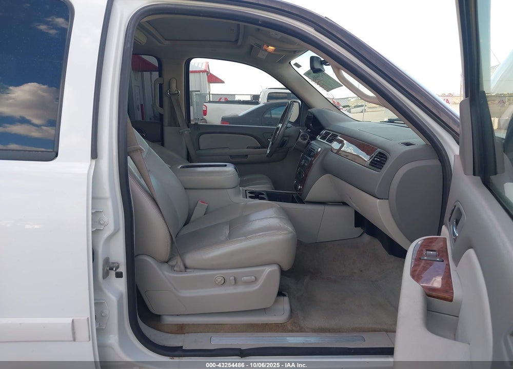 2007 CHEVROLET TAHOE VIN: 1GNFK13017J365966