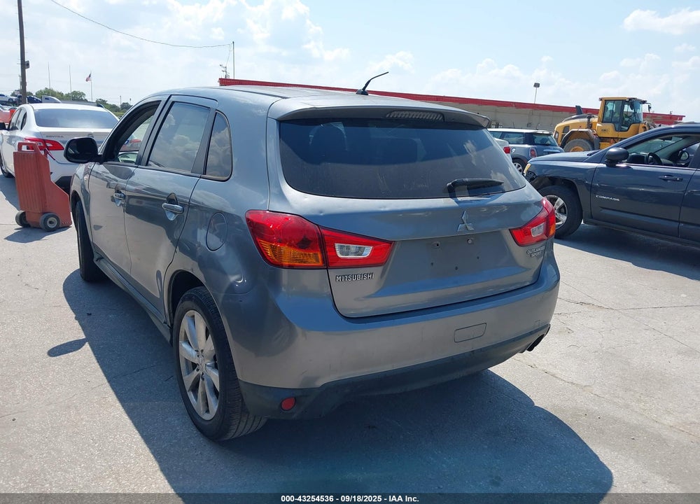 2013 MITSUBISHI OUTLANDER SPORT ES VIN: 4A4AP3AU8DE015480