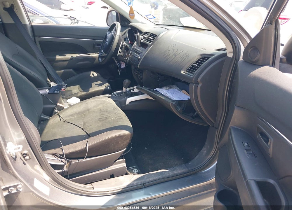 2013 MITSUBISHI OUTLANDER SPORT ES VIN: 4A4AP3AU8DE015480