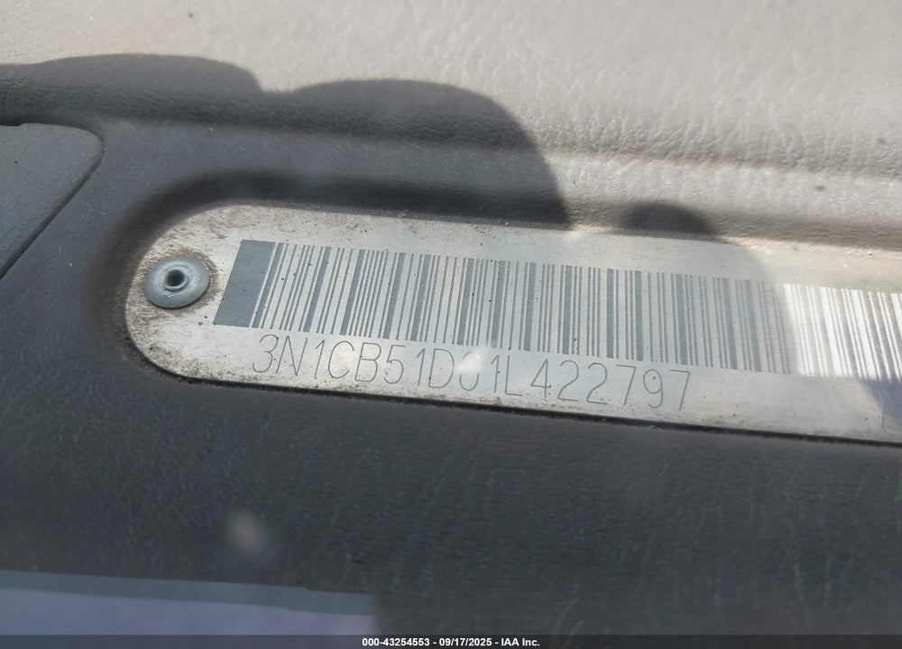 2001 NISSAN SENTRA GXE VIN: 3N1CB51D01L422797